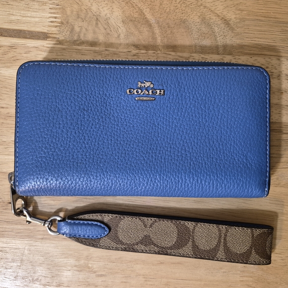 Coach Handbags - Coach Long Zip Around Leather Wallet NWOT